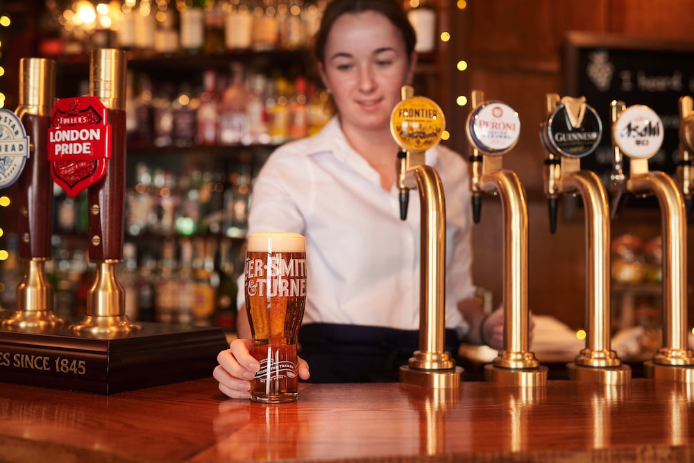 Woodstock Vacations - Kings Arms Hotel - Property Image 16