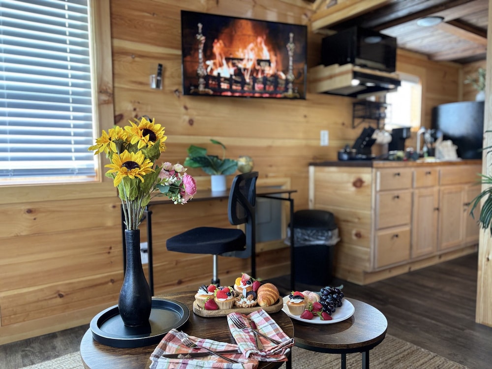 Sojourn Lodging