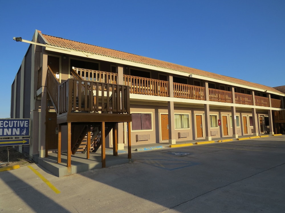 Executive Inn and Suites