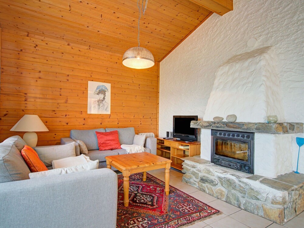 Chalet in Iselsberg-stronach Near Ski-lift