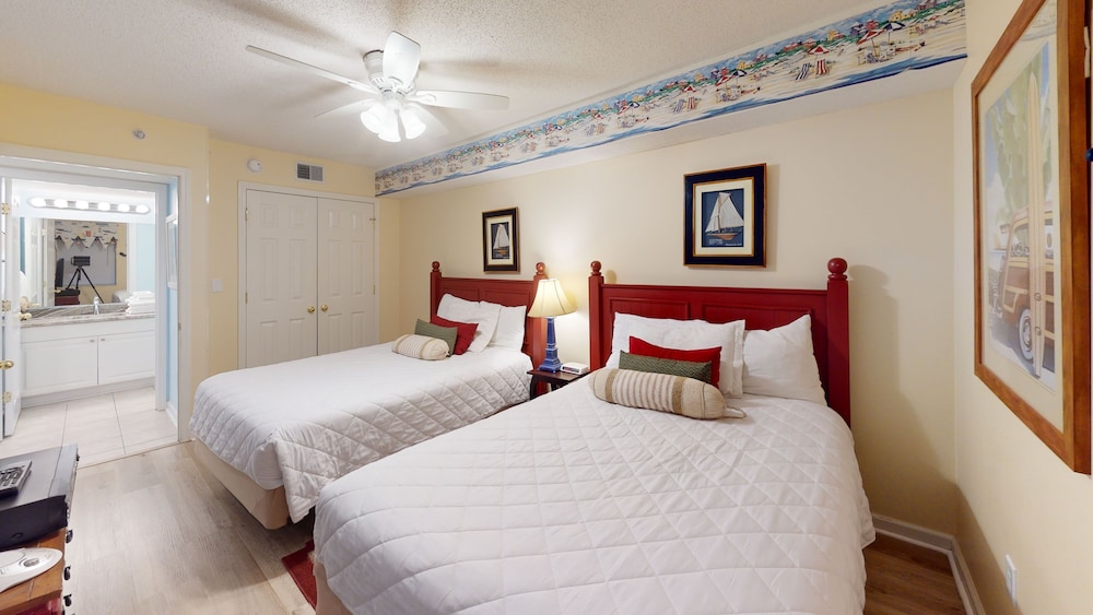 Conway Vacations - Ocean Front, Pool, Lazy River, Hot Tub - Windy Hill Dunes 103 3 Bedroom Condo by RedAwning - Property Image 3