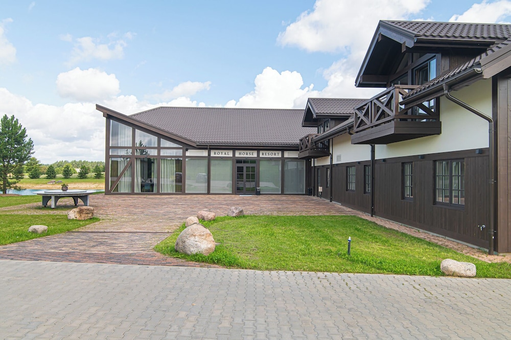 Royal Horse Resort