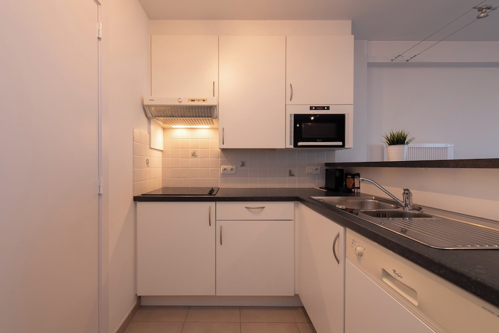 Apartment in Middelkerke With Sea View