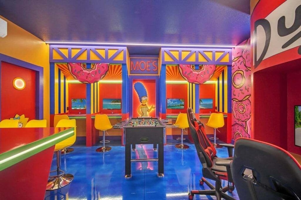 Everyone's Family Fun Home, Slides In Kids Rooms 10 Bedroom Villa