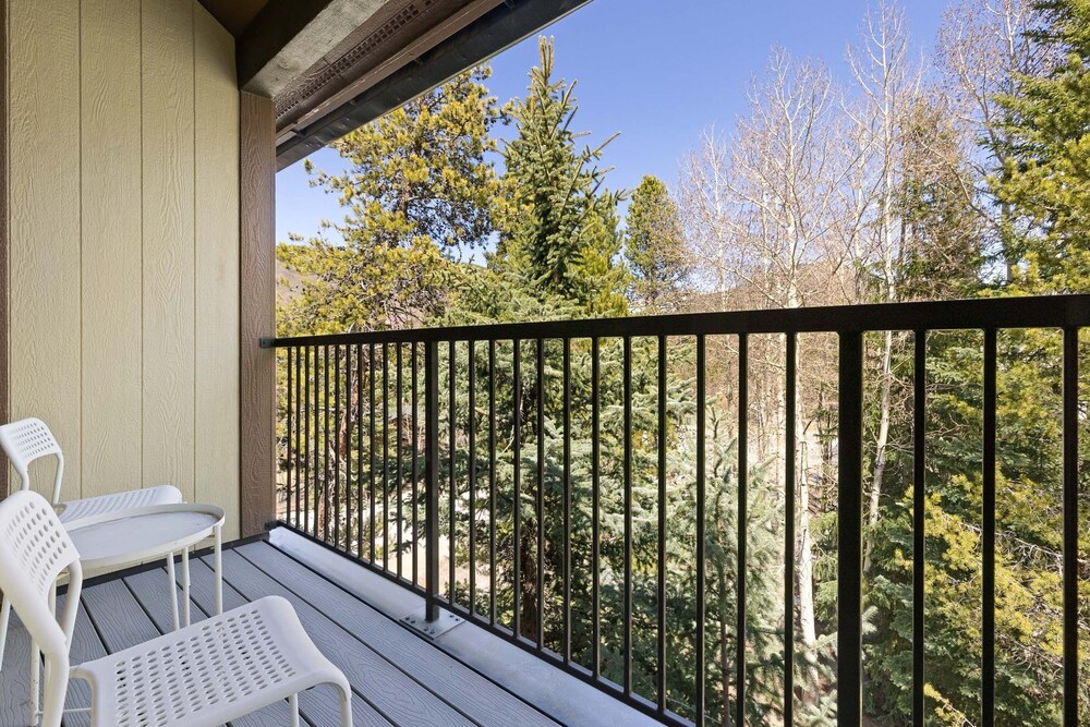 Keystone Ski Resort CO - Slopeside Lodging