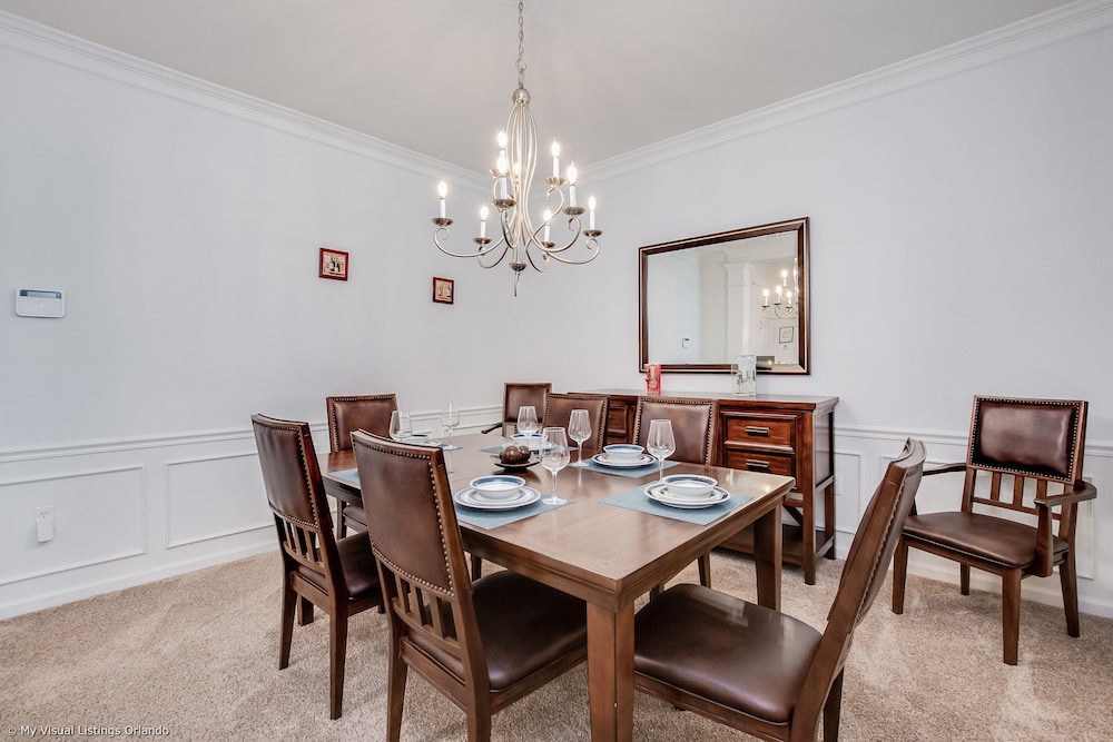 Spacious 3bd/2ba Home With Balcony - Close to Universal and Convention Center! 3vc305