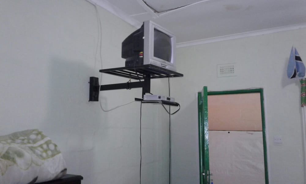 Kazungula Guest House