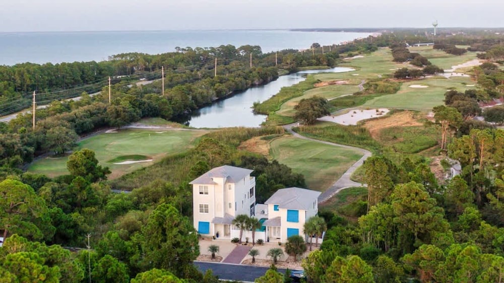 Beach Walk Retreat Heated Pool Golf Views Main Guest House Sleeps 15