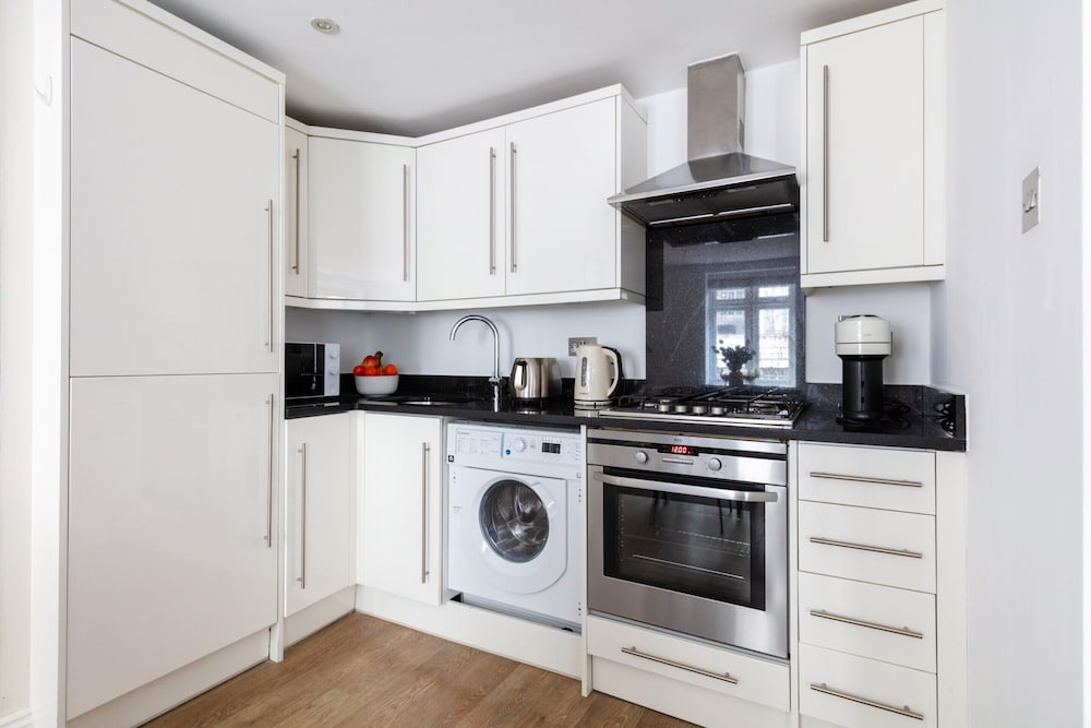 Stylish 1BR in the Heart of Westminster
