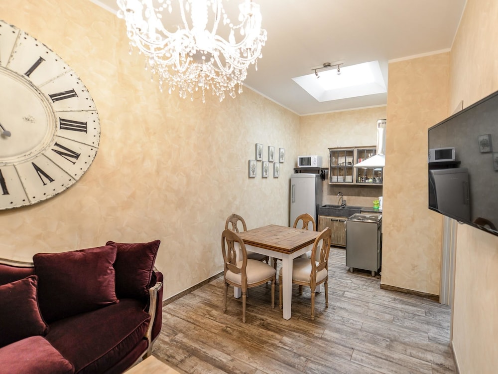Bacall Apartment