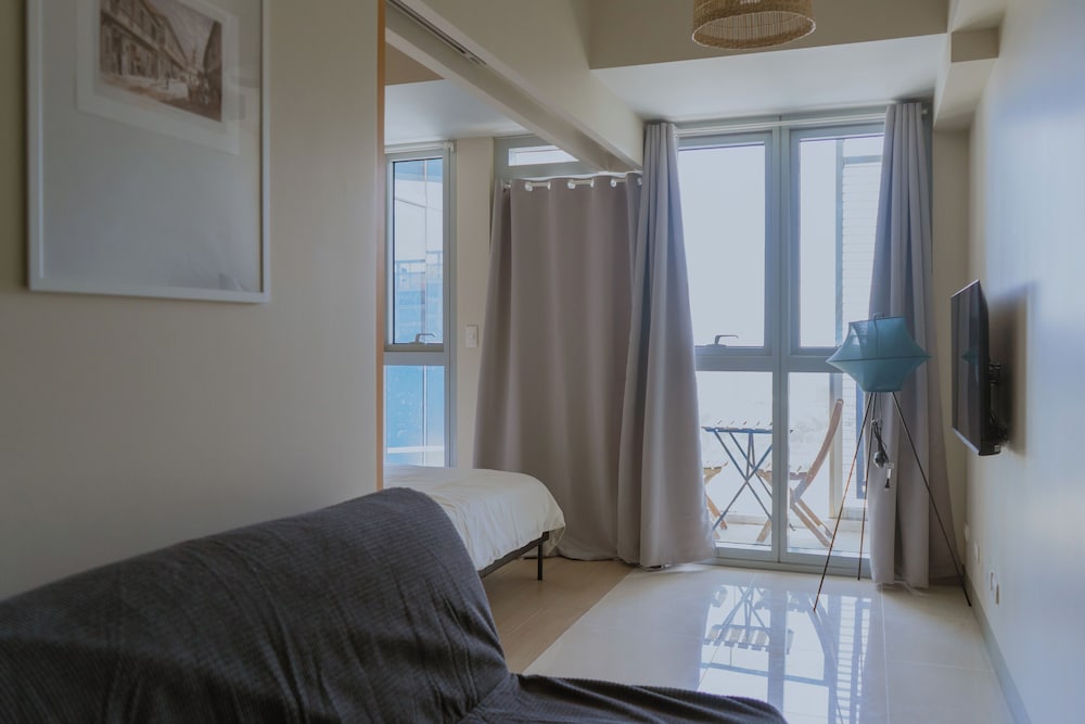 Uptown Park Suites Tower 2