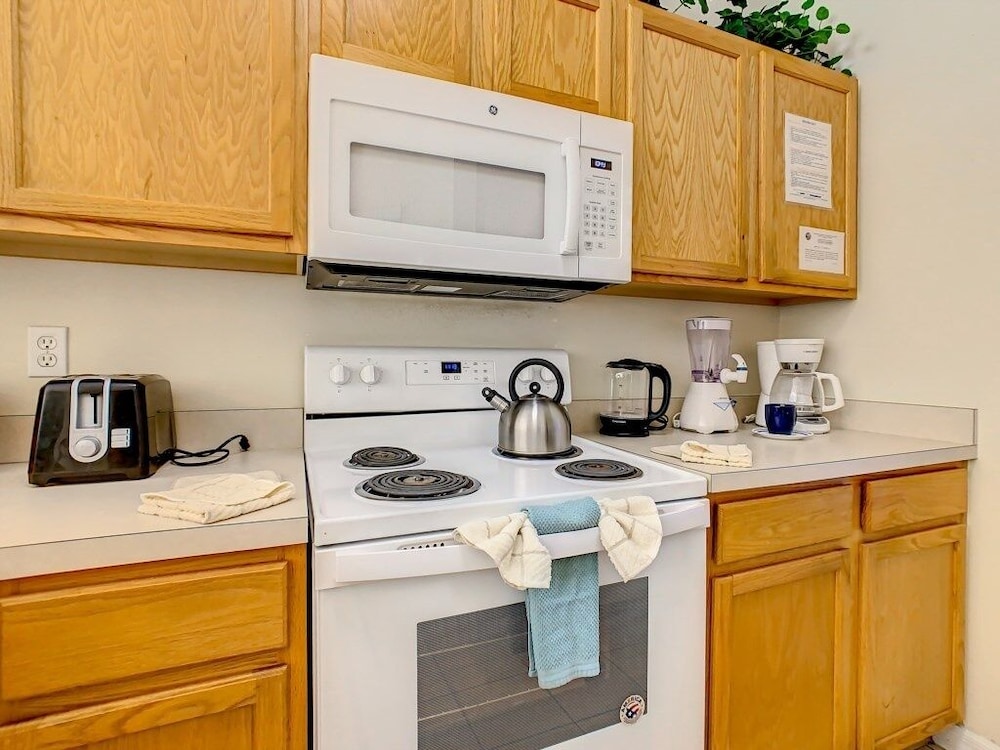 3br Townhome At Emerald Resort Near Disney 3 Bedroom Townhouse