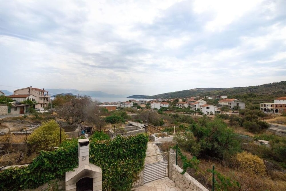 Naki - Terrace & Free Parking - A2 view 2