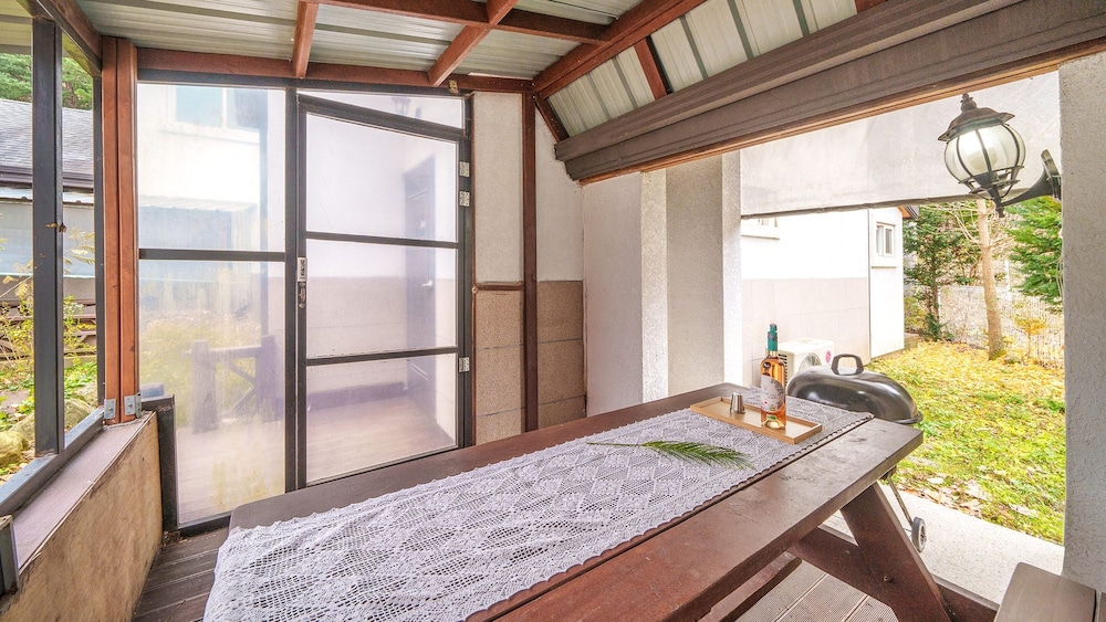 Gapyeong Sanchaek Glamping Pension