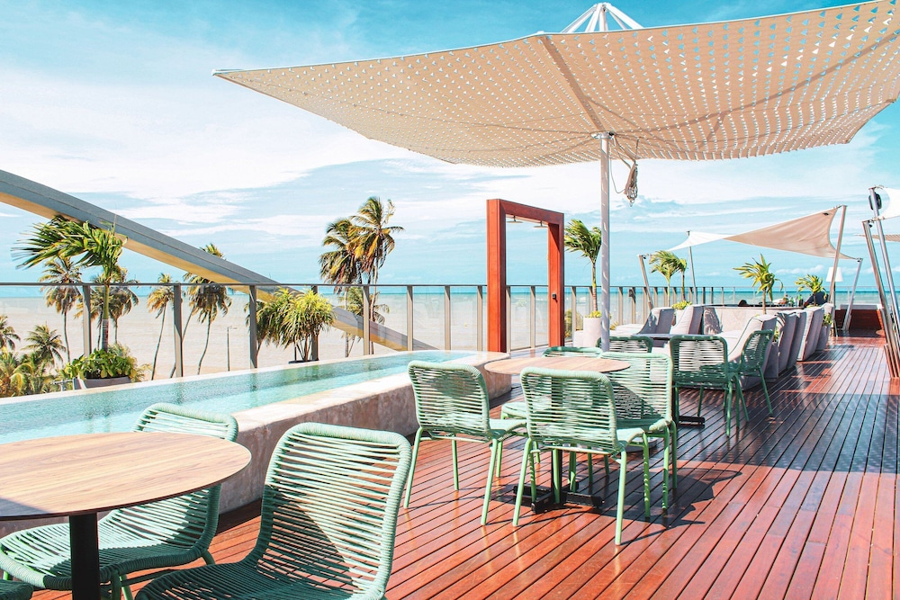 Setai Yacht Luxo - By Almare Flats