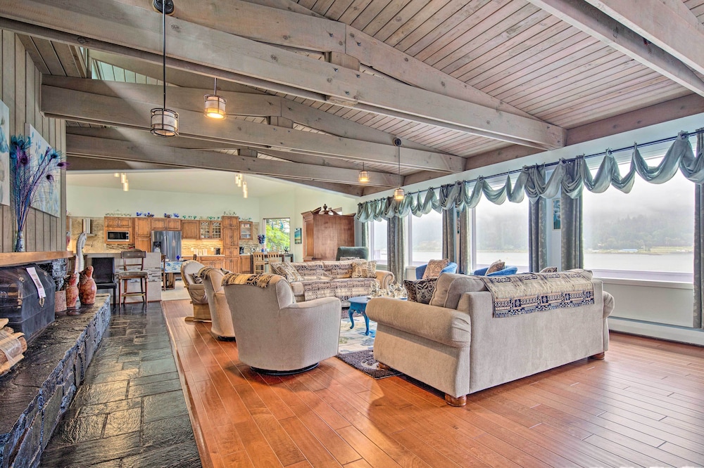 Juneau Vacations - Waterfront House w/ Glacial Views - Near Downtown! - Property Image 38