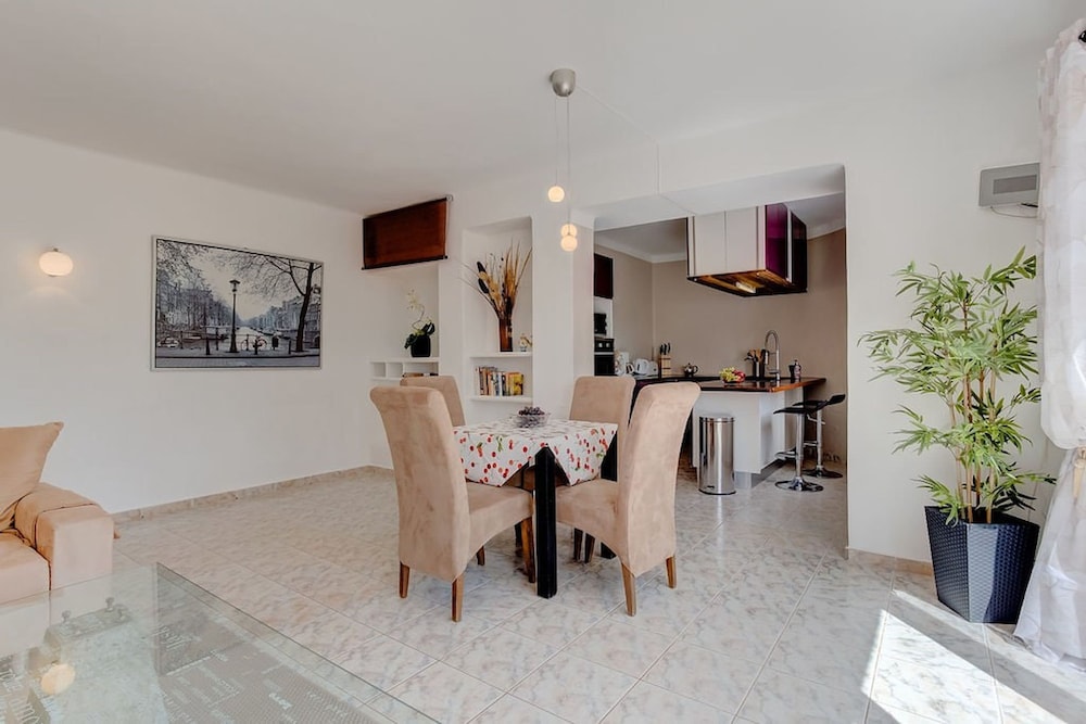 Villa Vale Verde 5 Bedroom Villa 10 min Walk to