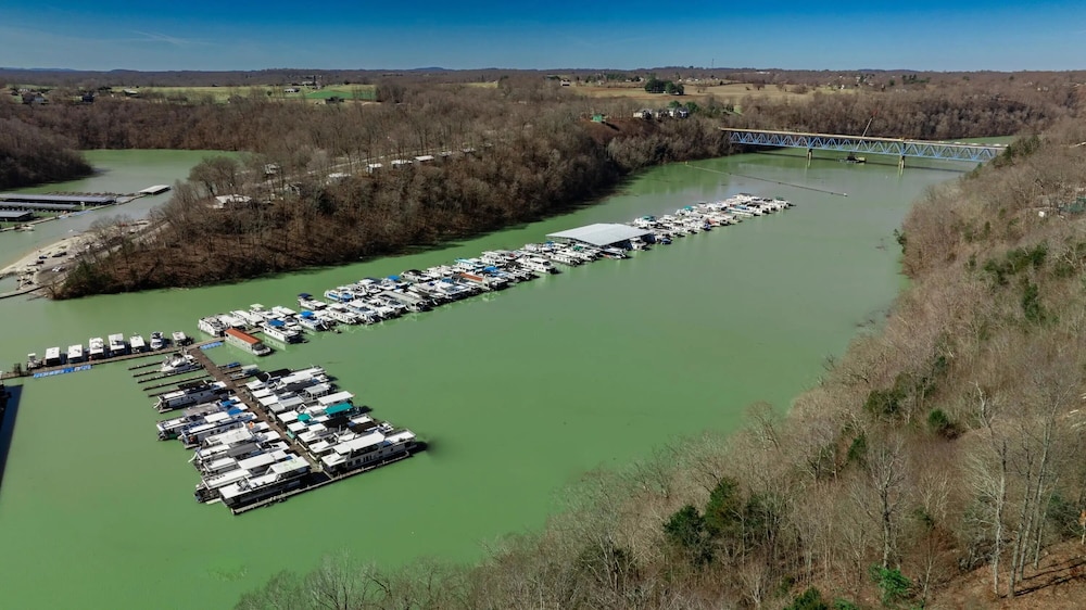 Lake It Easy 3 Level Home