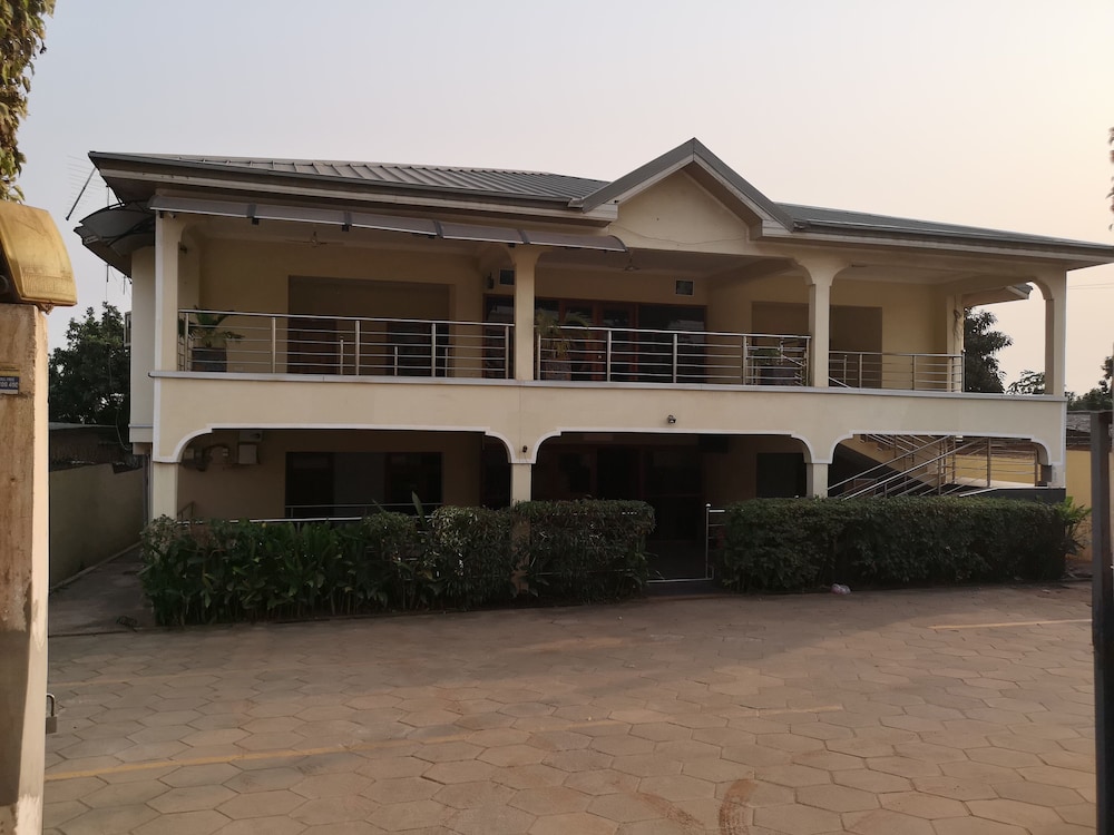 The Golden Apple Guest House