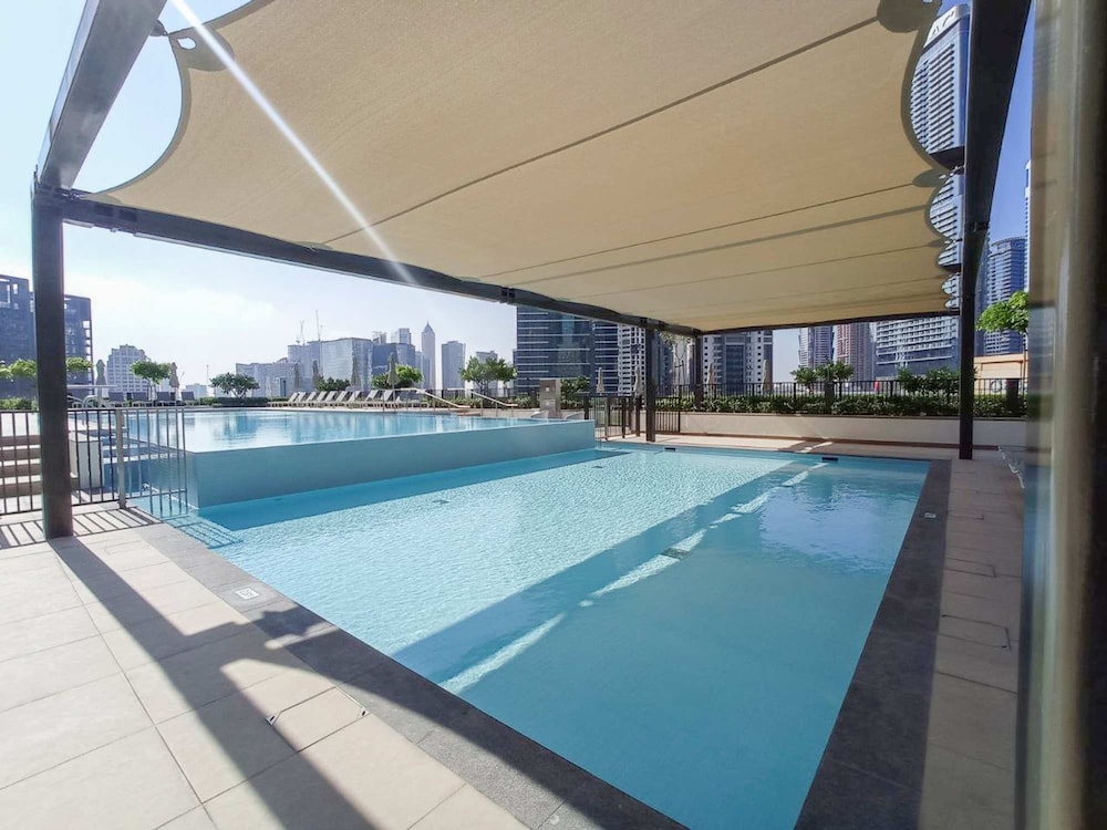 Full Burj Khalifa Views in This Amazing 2 Bedroom