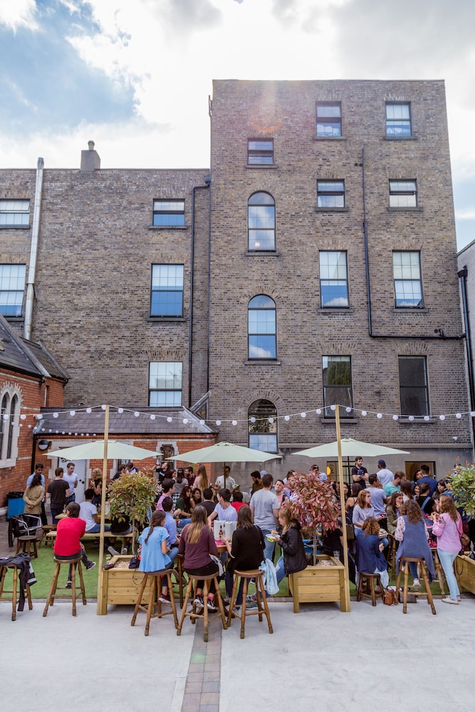 Gardiner House Hostel