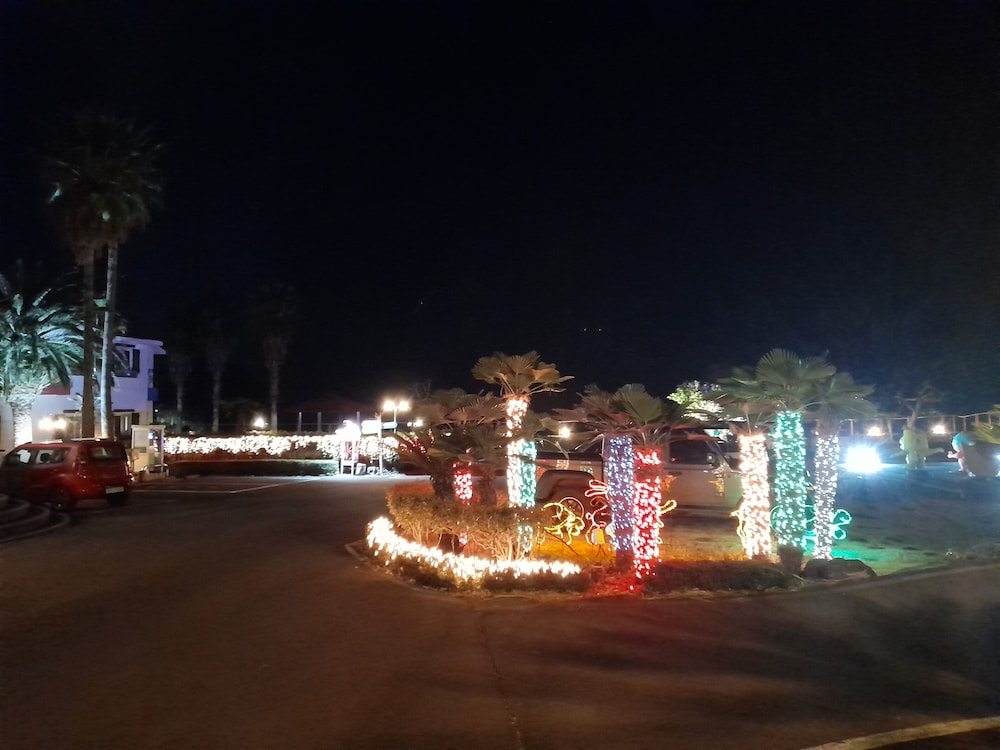 Lime Orange Vill Pension