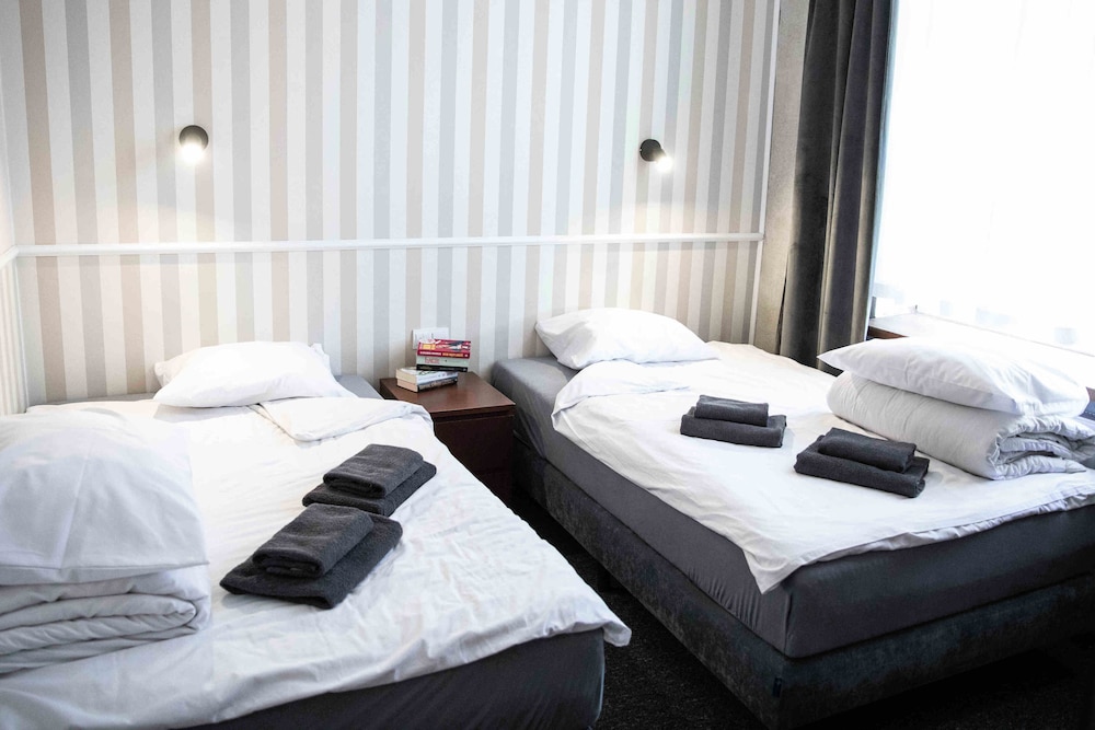 Adler Bed & Breakfast