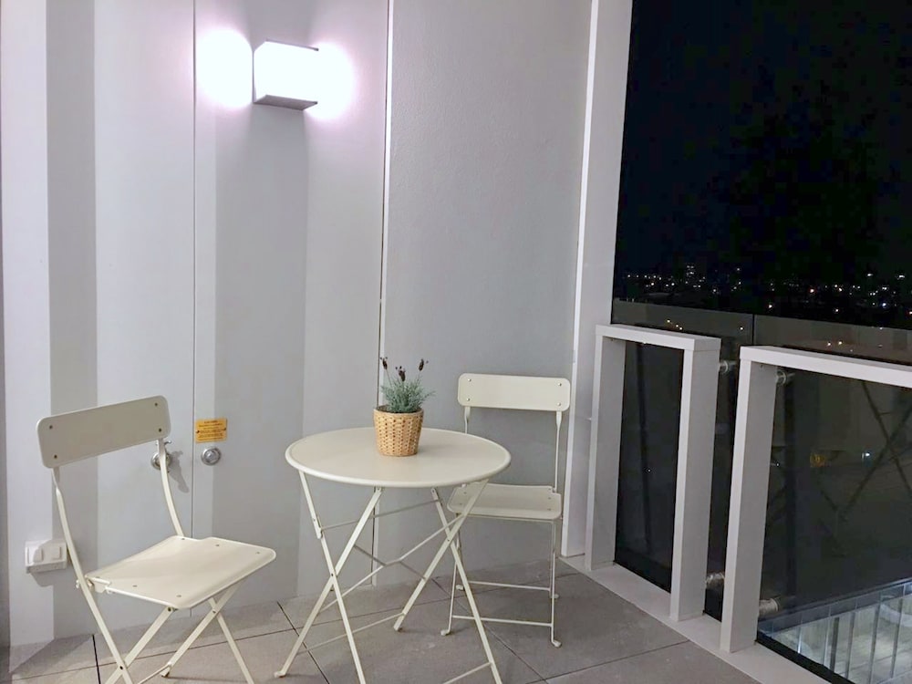 Hotel Fawkner Apartment Bay-view LXI - Image 1