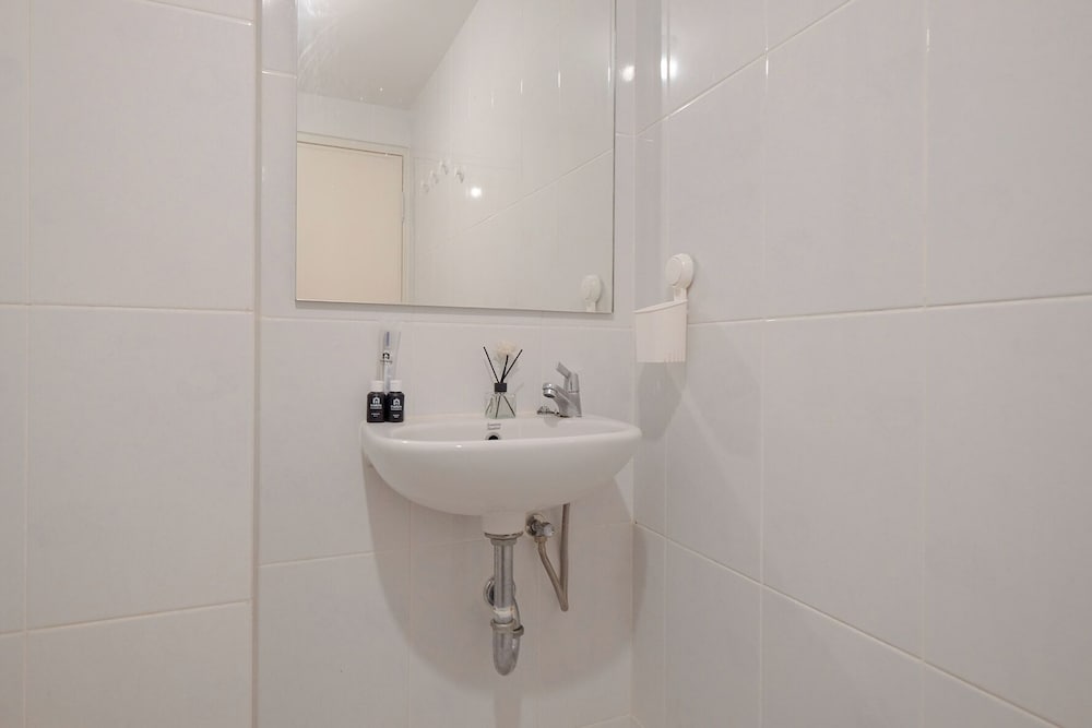 Lovely And Comfy 2Br Apartment Tokyo Riverside Pik 2