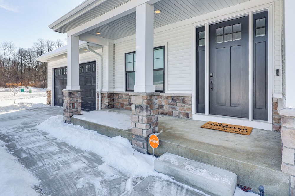2 Mi to Notre Dame: Spacious Home w/ Private Yard