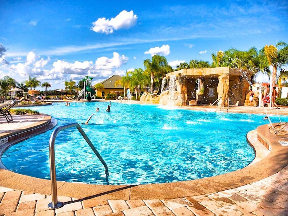 Lake View Paradise - Image 2