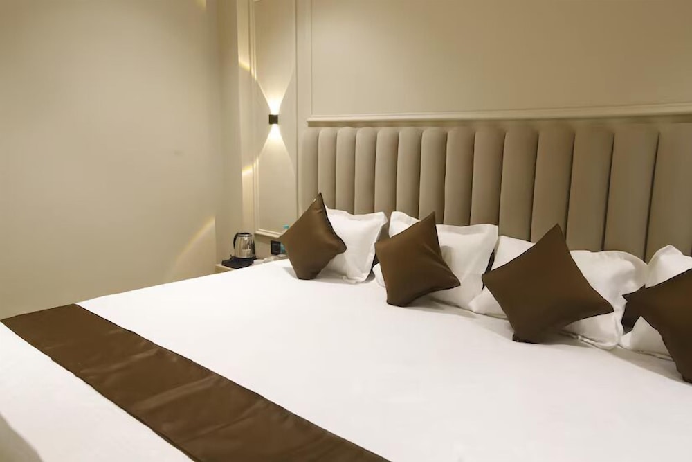 Hotel Maheshwari Inn