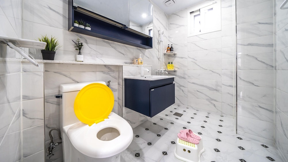 Gyeongju Blibli Poolvilla - Image 5