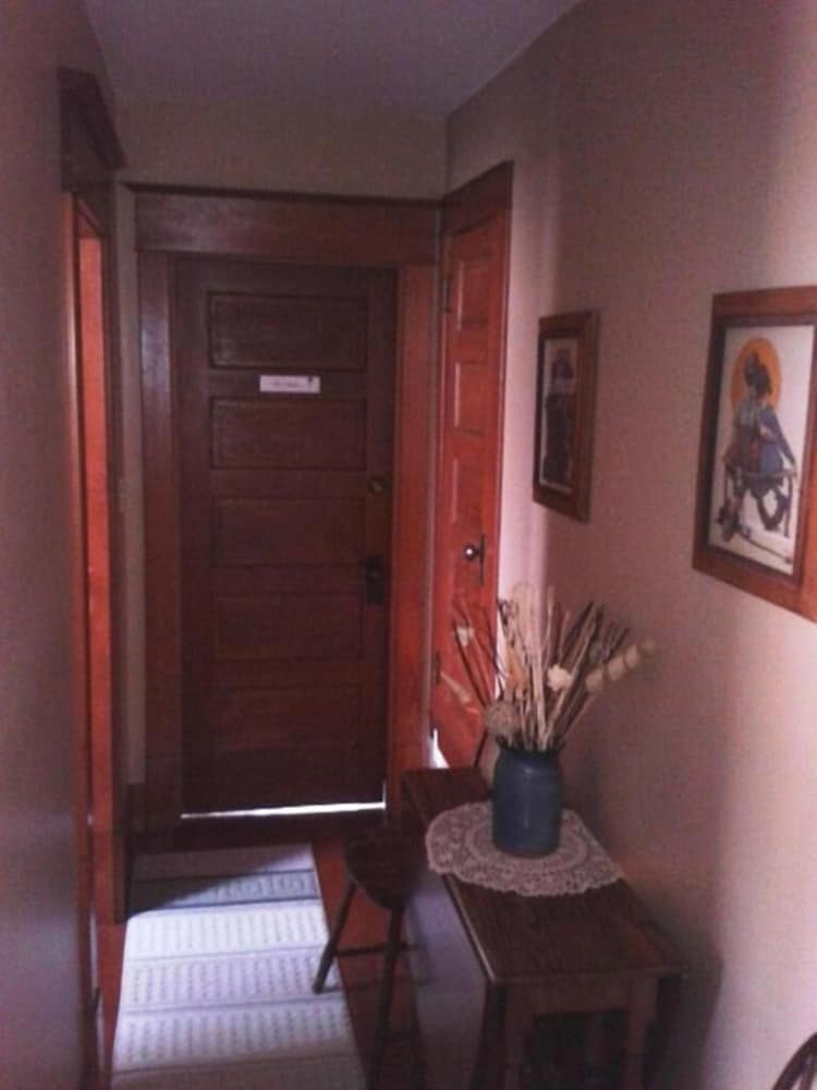 Phoenix House B&B