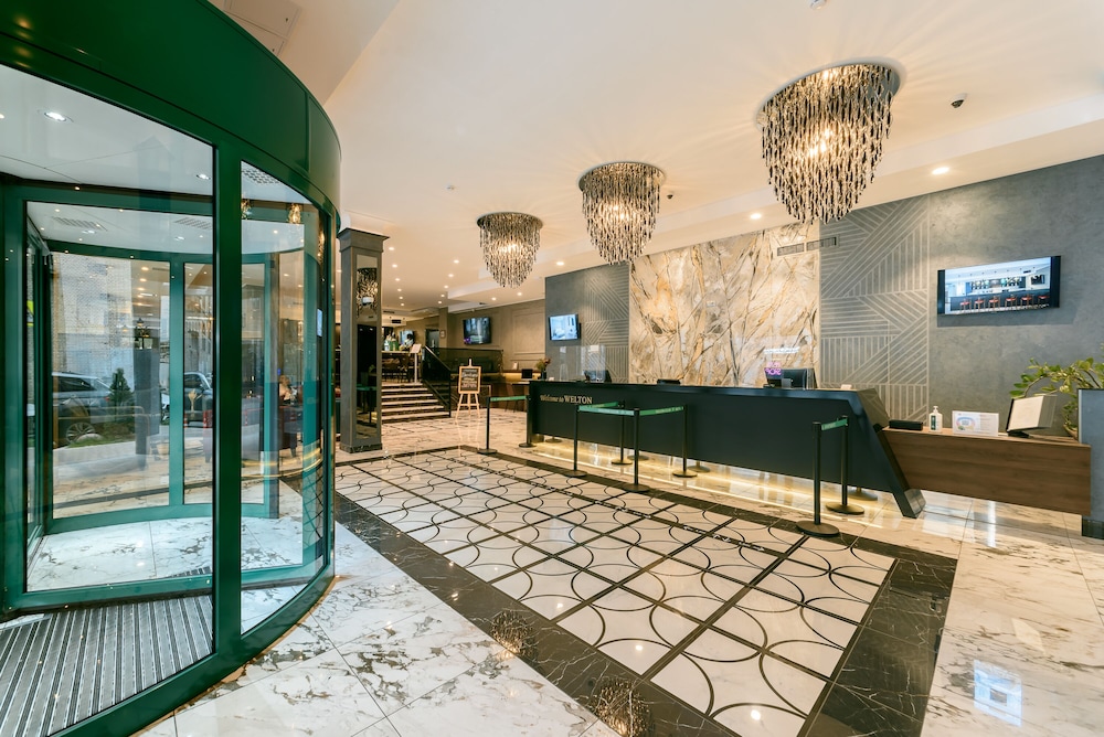 Welton Club Hotel & Apartments view 2