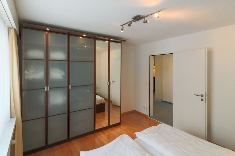Apartments Cresta
