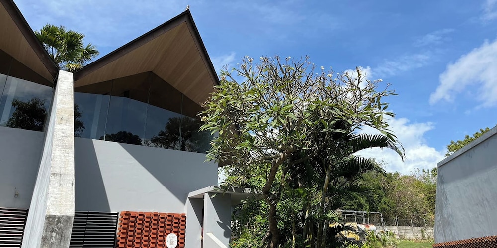 Hanacaraka Villa