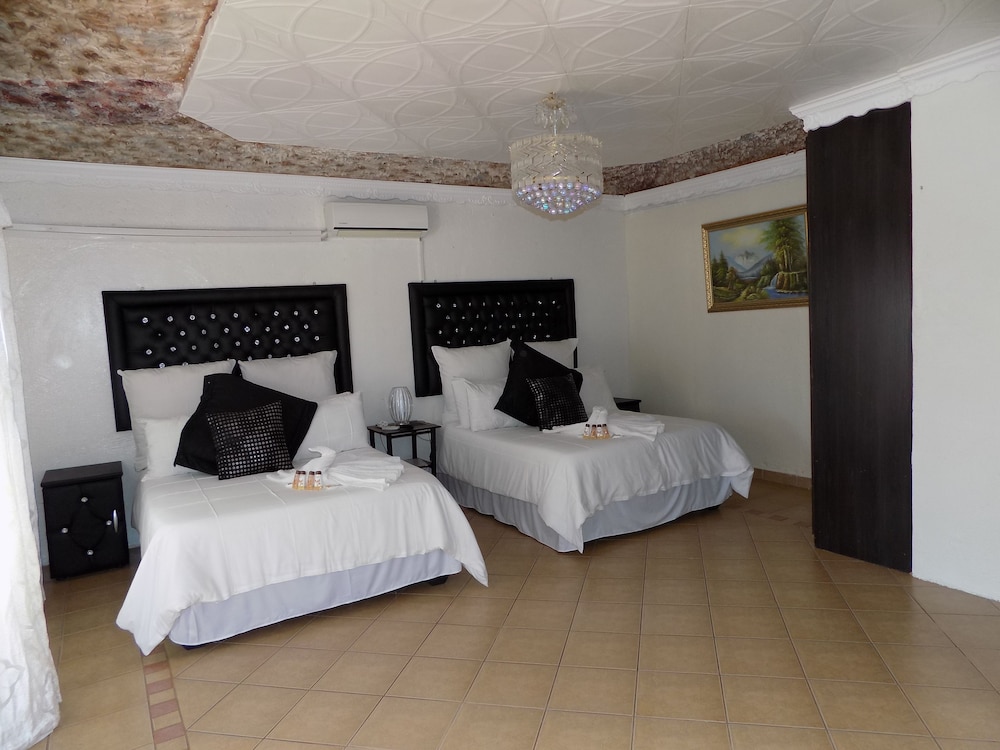 Joezebel Guest House