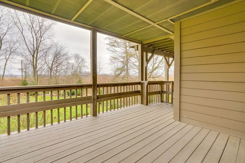 Fort Wayne Vacation Rental ~ 9 Mi to Downtown! view 5