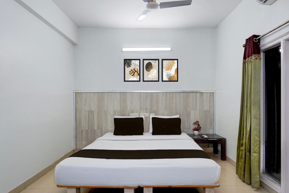 Cosy Castle at Medavakkam Near Jayachandran