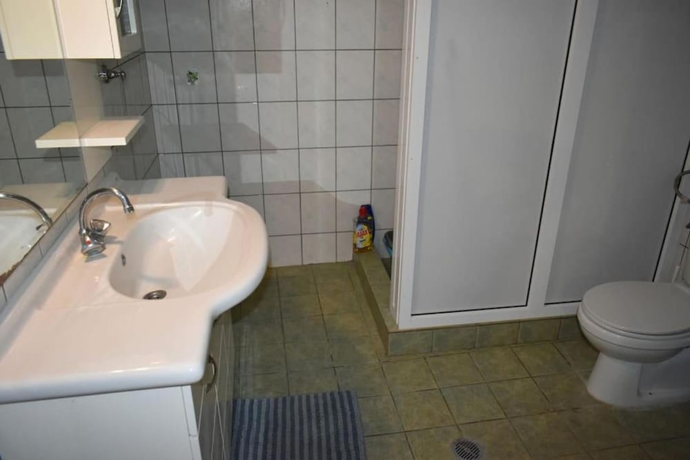 Avli Guesthouse