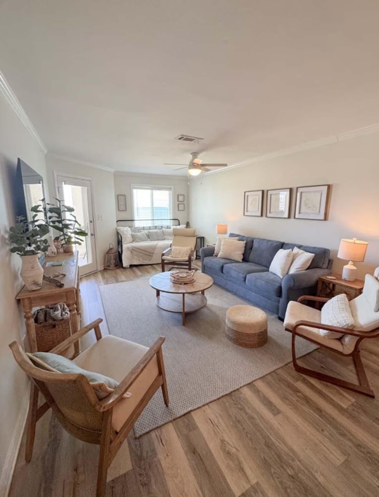 Sunset Harbor Palms 2-210 - Bayside Retreat