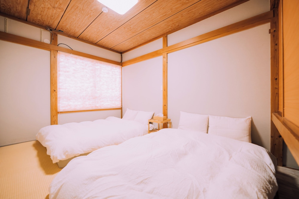 3BD Yuzawa Onsen Lodge - House B
