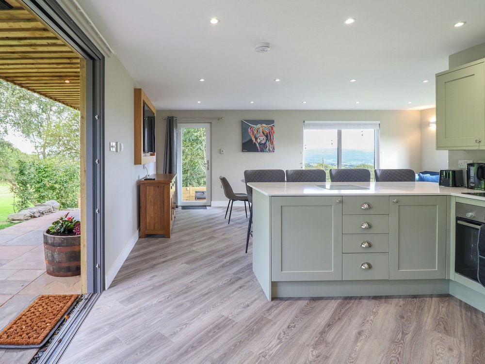 Orchard Lodge