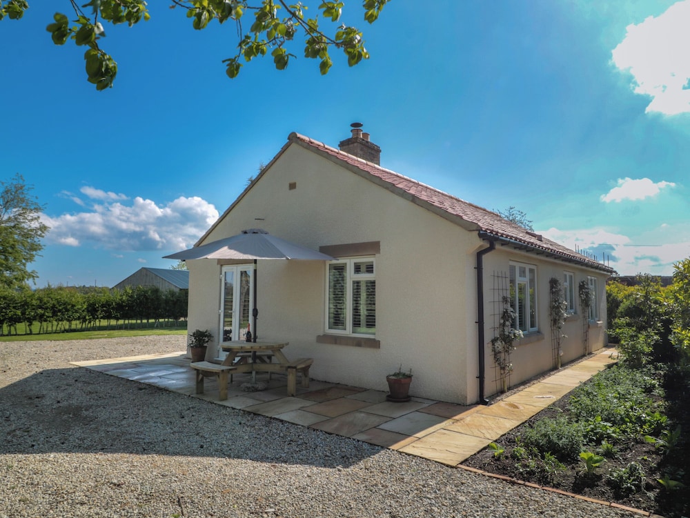 Low Grounds Cottage