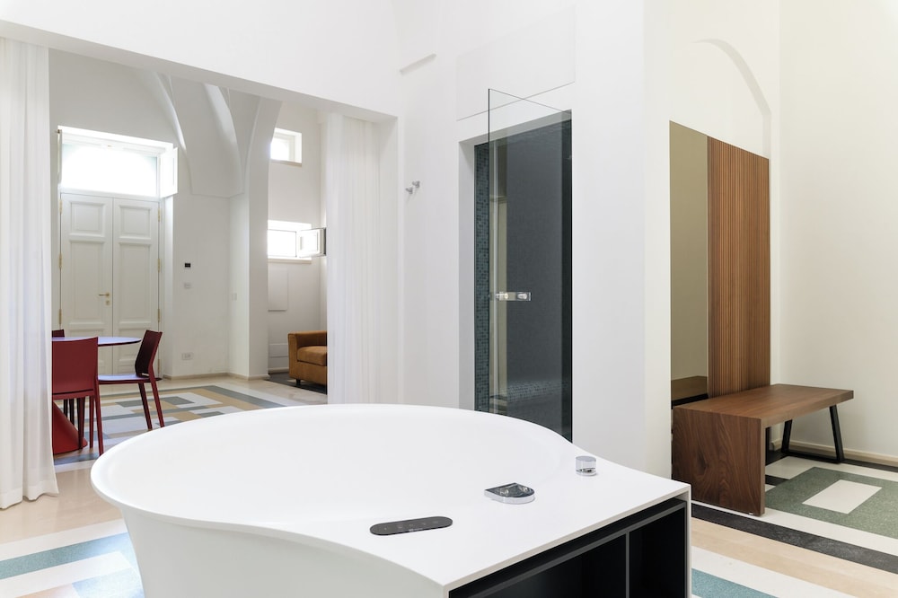 Hydeout Palace - Luxury &Spa Suites by Wonderful Italy