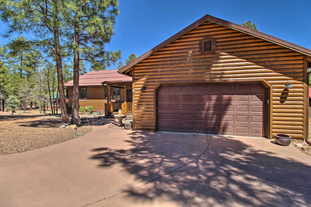 Near Golf & Hikes: Torreon Cabin w/ Furnished Deck view 3