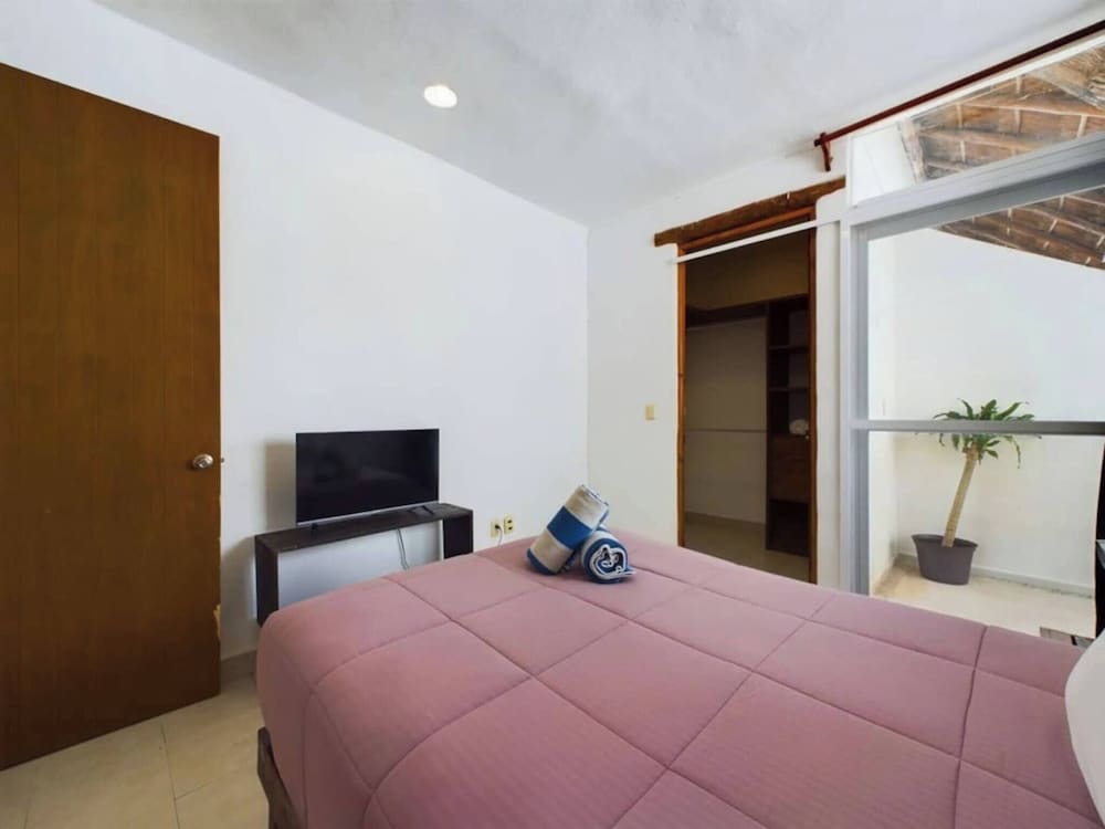 Stylish 1BR Apartment With Private Terrace in Playa del Carmen