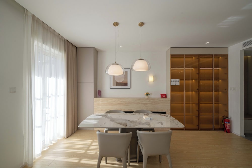 Book and Bed - Lujiazui