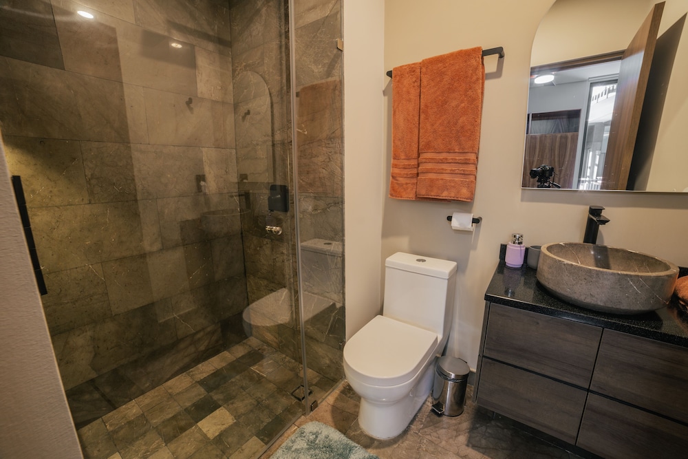 301D Amira Two Bedroom By Sandy powerful view 5